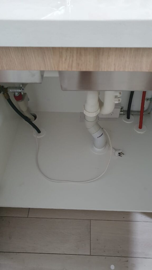 WhatsApp Image 2025-11-28 at 23.11.14 (1)